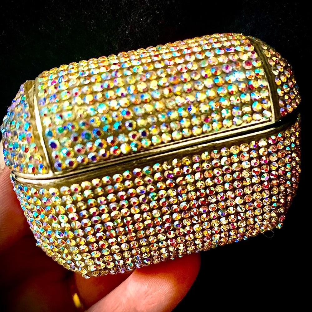 AirPod PRO case ʕ•ᴥ•ʔ